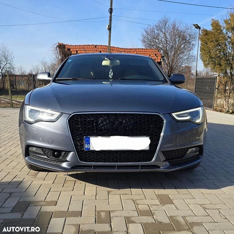 Second-hand Audi A5 177 CP (130 kW) 2013 Culoaregri Coupe