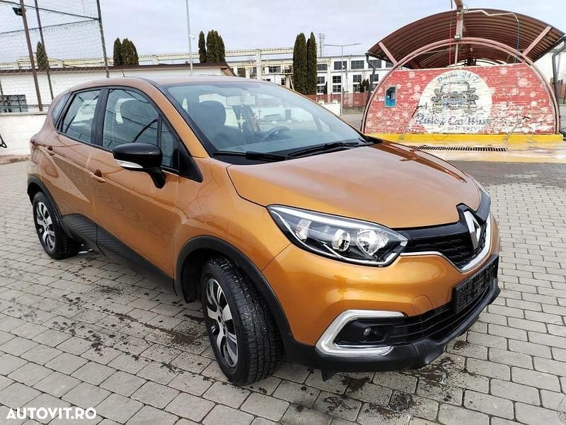 Second-hand Renault Captur Life 90 CP (66 kW) 2019 Culoareportocaliu SUV