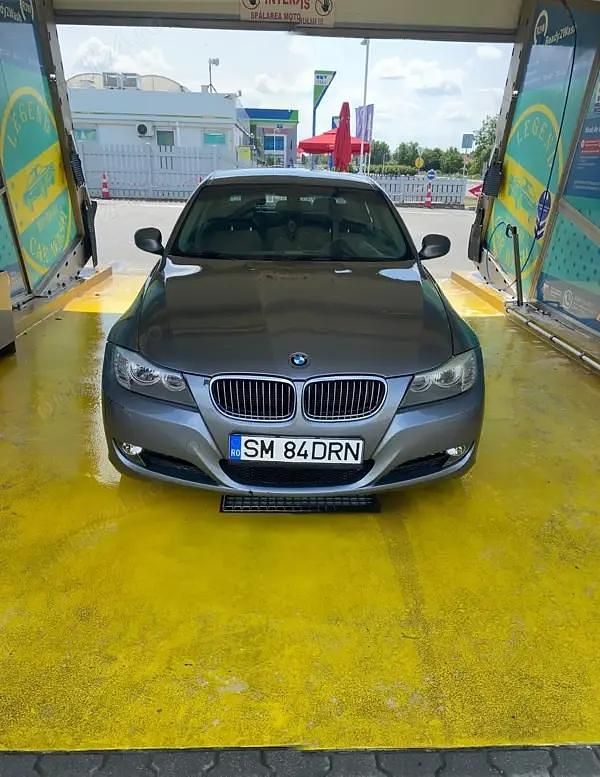 Utilizat 2010 BMW 318 Berlinǎ | 4.500 EUR (Preț bun) - Imagine 1/4