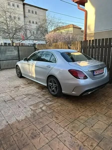 Second-hand Mercedes C180 AMG 156 CP (114 kW) 2019 Argintiu Berlinǎ
