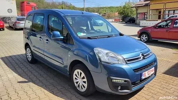 Utilizat 2017 Citroën Berlingo Monovolum | 5.800 EUR (Super Preț) - Imagine 1/4