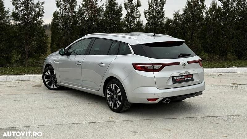 Second-hand Renault Mégane GrandTour Intens 140 CP (102 kW) 2019 Culoarealte culori Break