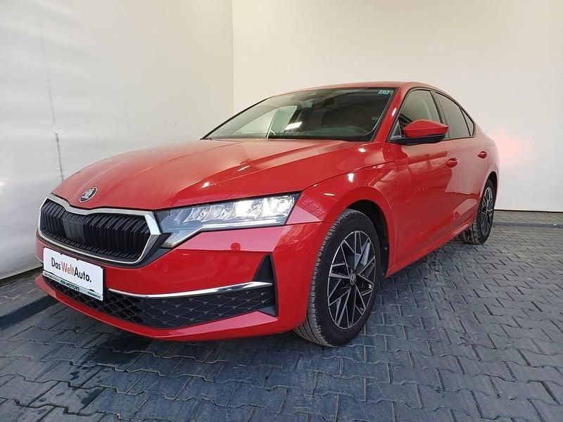 Rosu mediu normal Utilizat 2024 Skoda Octavia Selection | 24.950 EUR (Preț OK) - Imagine 1/4