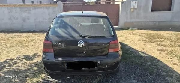 Utilizat 2001 VW Golf IV Hatchback | 550 EUR (Preț bun) - Imagine 1/4