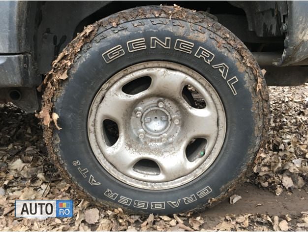 Second-hand Suzuki Grand Vitara 100 CP (73 kW) 2006 Verde SUV