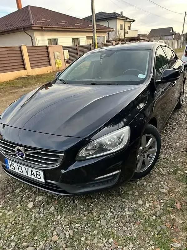 Second-hand Volvo S60 136 CP (100 kW) 2014 Negru Berlinǎ