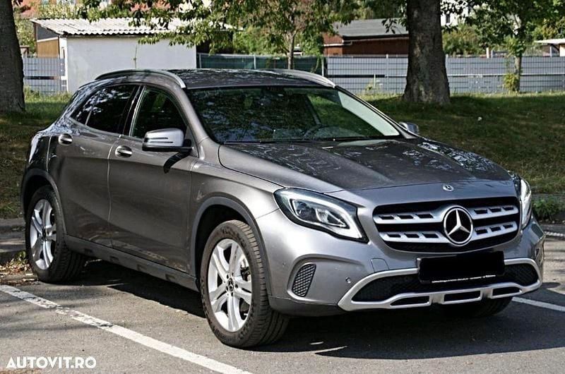 Culoarebej Utilizat 2017 Mercedes GLA220 SUV | 16.890 EUR (Preț OK) - Imagine 1/4