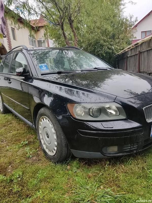 Utilizat 2004 Volvo V50 Break | 2.850 EUR - Imagine 1/4