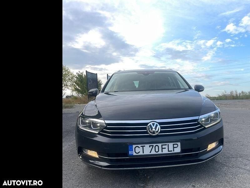 Culoaregri Utilizat 2016 VW Passat Highline Break | 12.000 EUR (Preț bun) - Imagine 1/4