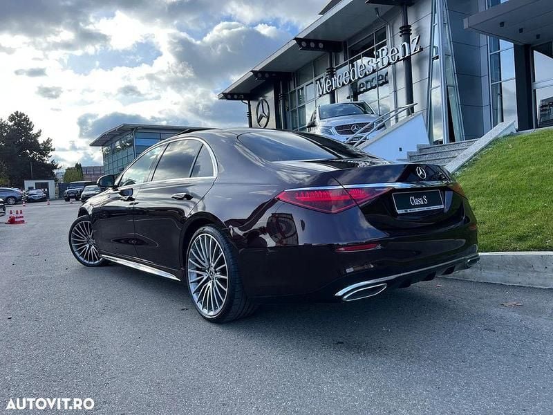 Second-hand Mercedes S400 330 CP (242 kW) 2023 Culoarealte culori Berlinǎ