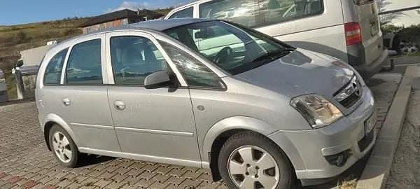 Utilizat 2007 Opel Meriva Monovolum | 2.400 EUR (Puțin scump) - Imagine 1/4