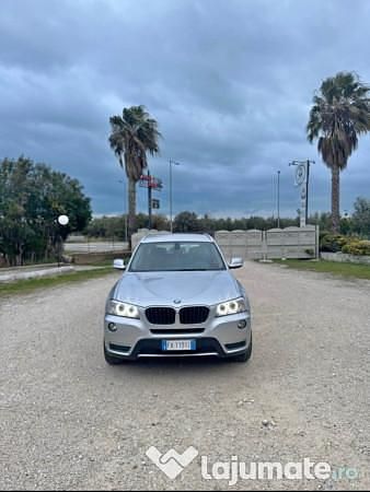 Gri Utilizat 2012 BMW X3 SUV | 12.000 EUR (Puțin scump) - Imagine 1/4