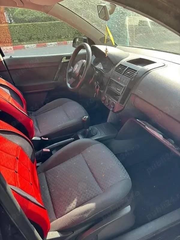 Utilizat 2003 VW Polo Break | 1.700 EUR - Imagine 1/4
