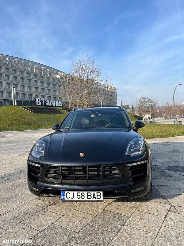 Second-hand Porsche Macan 360 CP (264 kW) 2018 Culoarenegru SUV