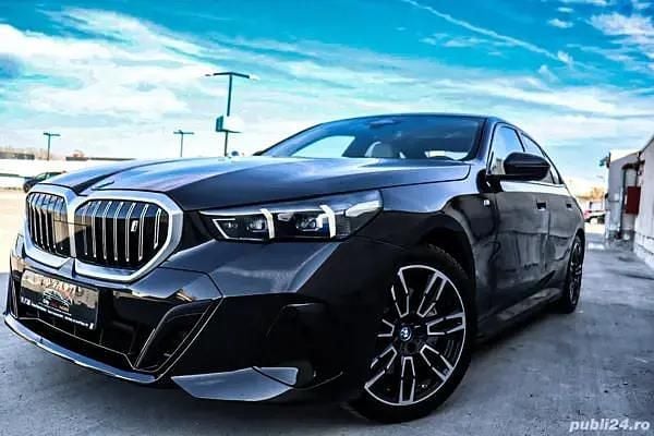 Utilizat 2024 BMW i5 M Sport Berlinǎ | 60.900 EUR - Imagine 1/4