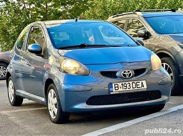 Albastru Utilizat 2009 Toyota Aygo Hatchback | 3.200 EUR - Imagine 1/4