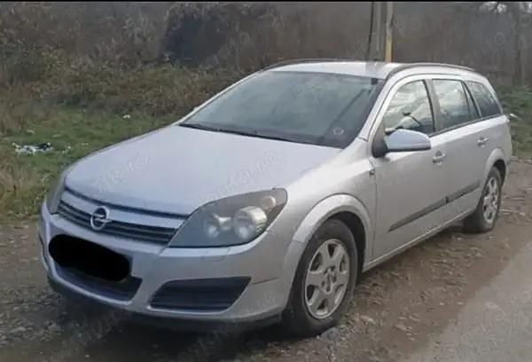 Second-hand Opel Astra 105 CP (77 kW) 2004 Gri Break