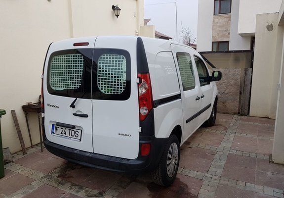 Second-hand Renault Kangoo 106 CP (77 kW) 2010 Alb Monovolum