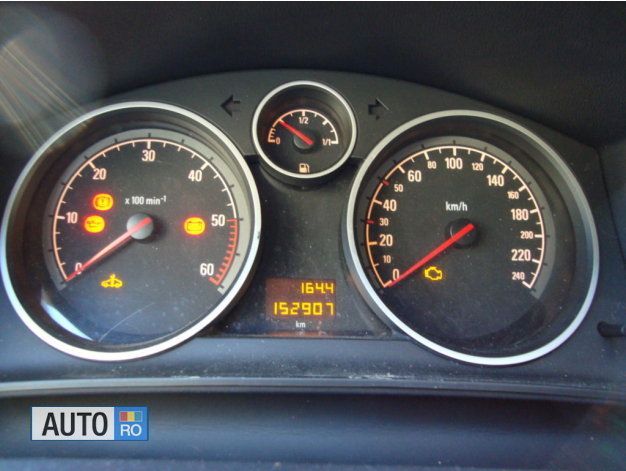 Second-hand Opel Astra 90 CP (66 kW) 2008 Gri Break