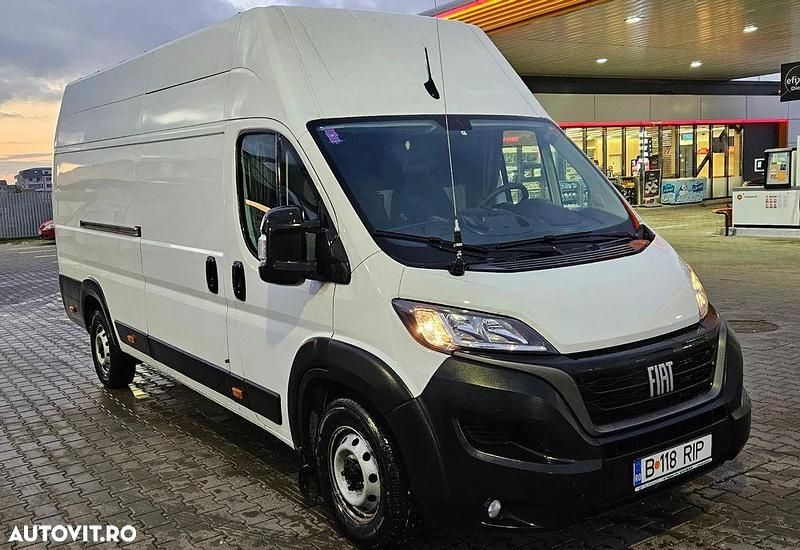 Culoarealb Utilizat 2023 Fiat Ducato Van | 15.000 EUR - Imagine 1/4