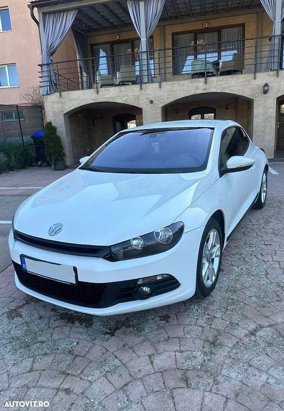 Second-hand VW Scirocco 140 CP (102 kW) 2011 Culoarealb Coupe
