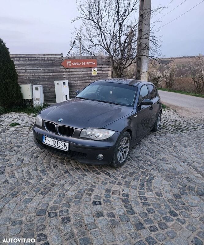 Negru Utilizat 2006 BMW 118 Comfort Edition Hatchback | 2.000 EUR (Preț bun) - Imagine 1/4
