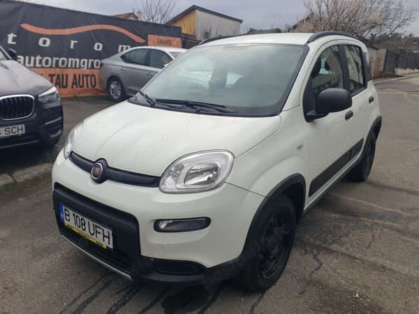 Alb Utilizat 2020 Fiat Panda Easy Hatchback | 9.996 EUR - Imagine 1/4