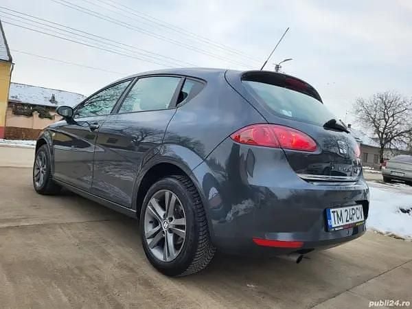 Utilizat 2007 Seat Leon Hatchback | 2.650 EUR (Preț bun) - Imagine 1/4
