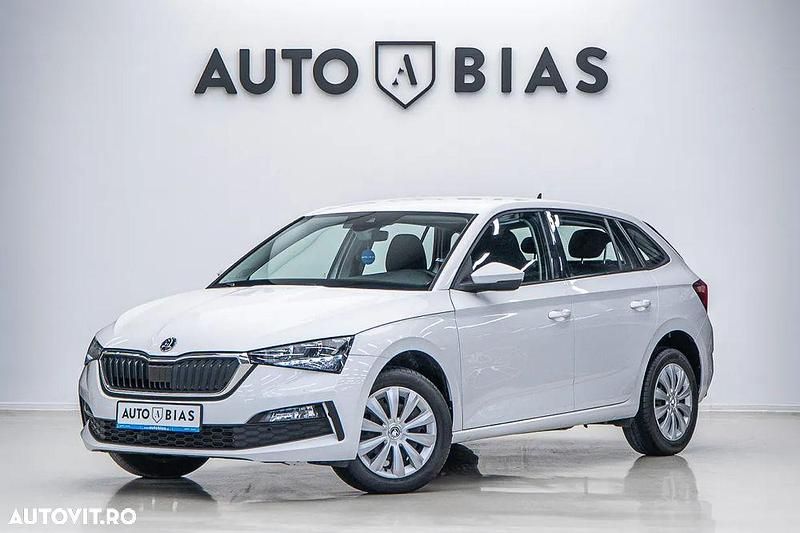Alb Utilizat 2020 Skoda Scala Ambition Hatchback | 11.449 EUR (Puțin scump) - Imagine 1/4
