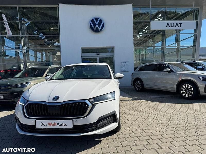 Culoarealb Utilizat 2020 Skoda Octavia Ambition Berlinǎ | 16.999 EUR (Preț OK) - Imagine 1/4