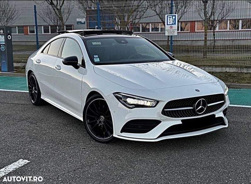 Culoarealb Utilizat 2020 Mercedes CLA200 Coupe | 29.990 EUR (Puțin scump) - Imagine 1/4