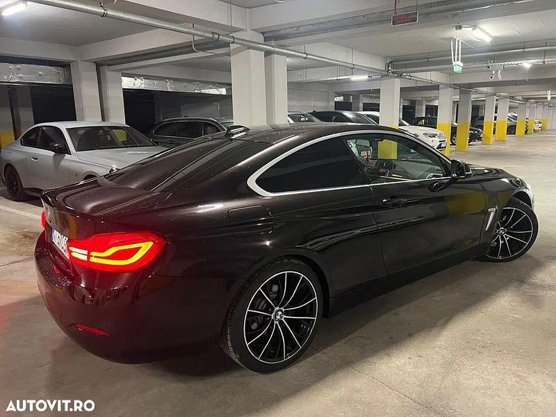 Second-hand BMW 418 Sport Line 150 CP (110 kW) 2018 Culoaremaro Coupe