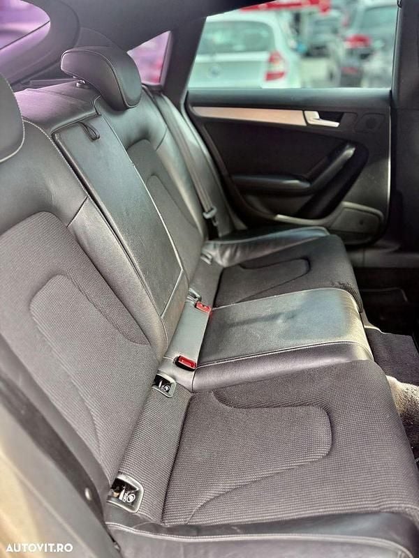 Second-hand Audi A5 143 CP (105 kW) 2011 Culoarenegru Coupe