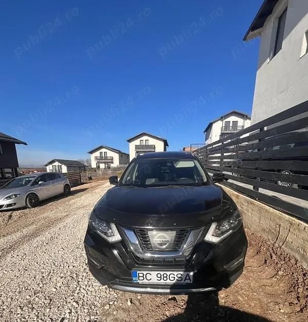 Negru Utilizat 2018 Nissan X-Trail SUV | 15.300 EUR (Preț OK) - Imagine 1/4