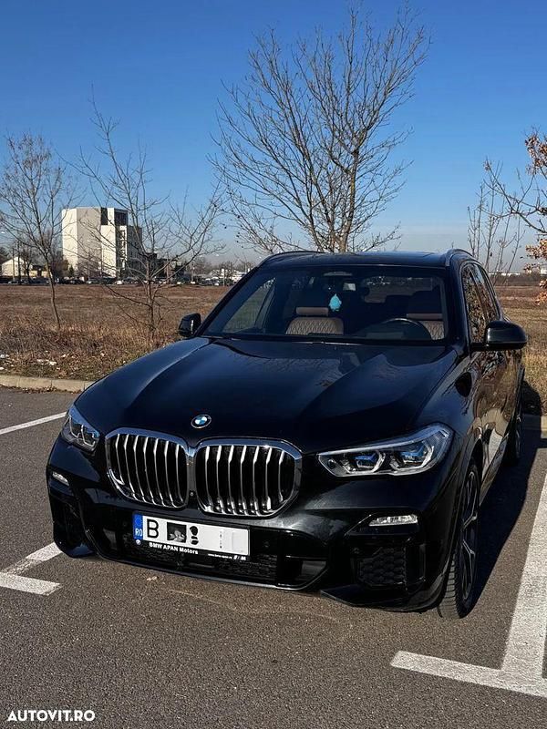 Culoarenegru Utilizat 2020 BMW X5 SUV | 49.000 EUR (Preț OK) - Imagine 1/4