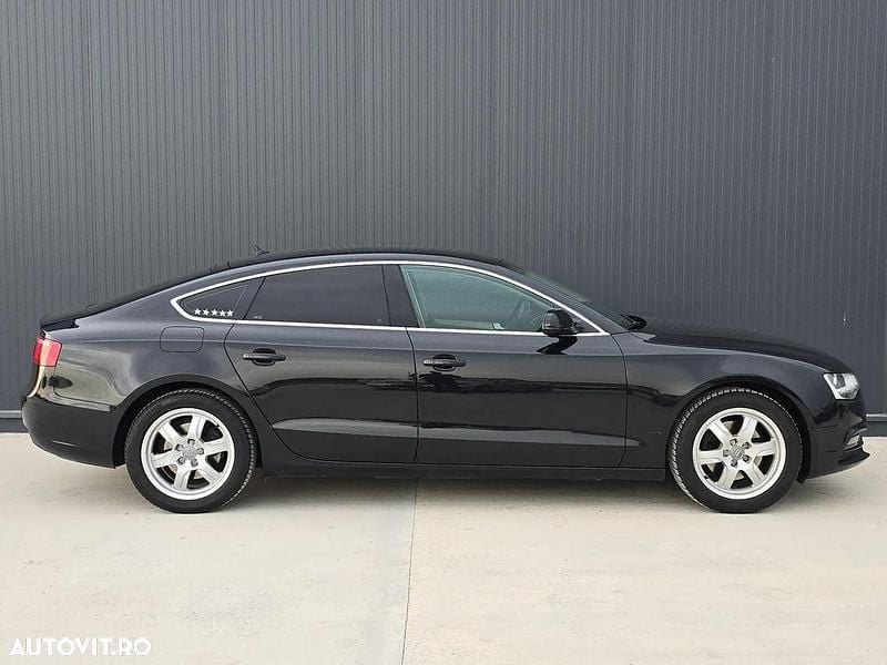 Second-hand Audi A5 Sportback 150 CP (110 kW) 2012 Culoarenegru Hatchback