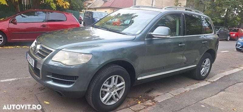 Culoareverde Utilizat 2008 VW Touareg SUV | 5.000 EUR (Super Preț) - Imagine 1/4