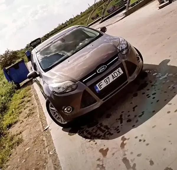 Maro Utilizat 2013 Ford Focus Titanium Berlinǎ | 5.500 EUR (Preț OK) - Imagine 1/4