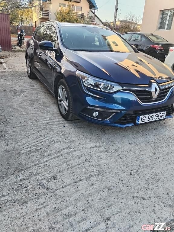 Utilizat 2020 Renault Mégane IV Break | 10.500 EUR (Preț bun) - Imagine 1/4