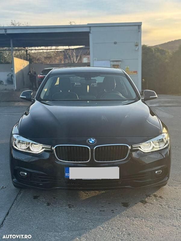 Culoarenegru Utilizat 2018 BMW 320 Comfort Edition Berlinǎ | 18.150 EUR - Imagine 1/4
