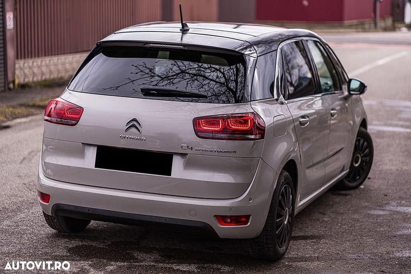Second-hand Citroën C4 SpaceTourer PureTech 130 CP (95 kW) 2019 Culoareargint Monovolum