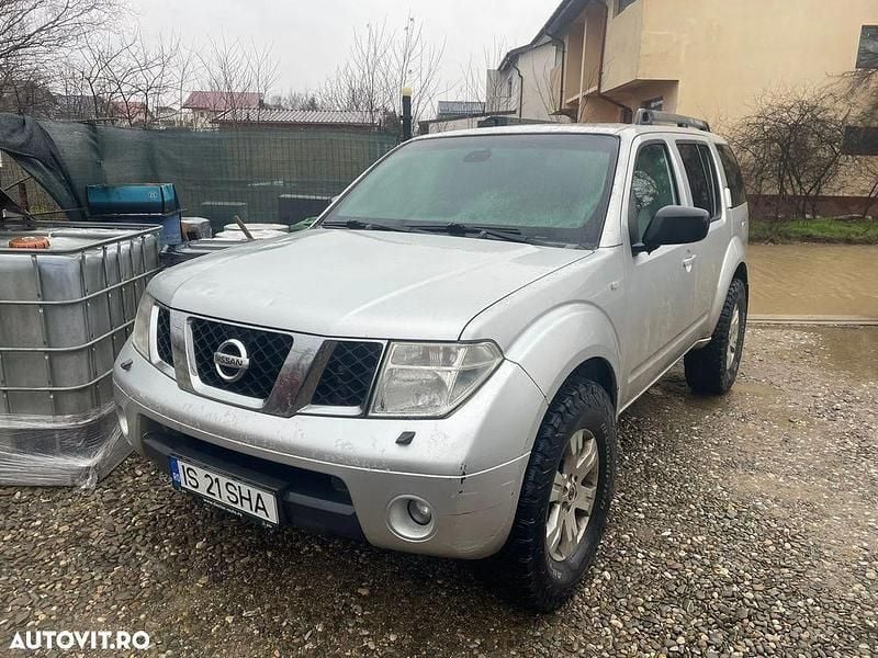 Culoaregri Utilizat 2007 Nissan Pathfinder SUV | 4.999 EUR (Scump) - Imagine 1/4