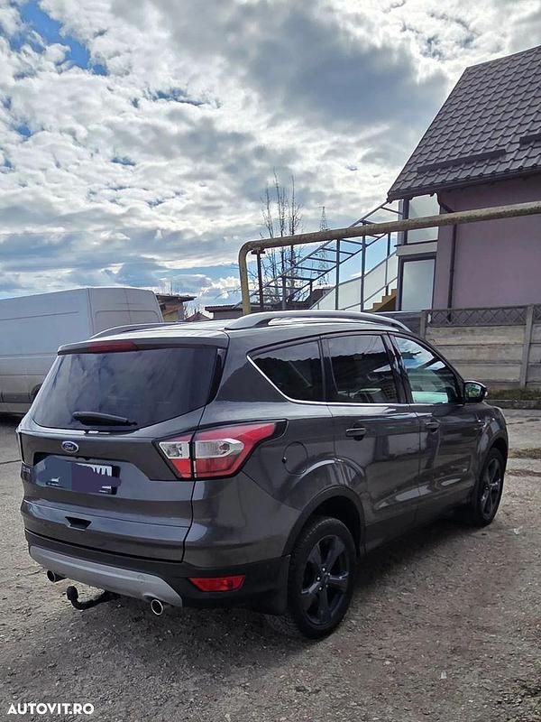 Second-hand Ford Kuga Titanium 150 CP (110 kW) 2018 Culoaregri SUV