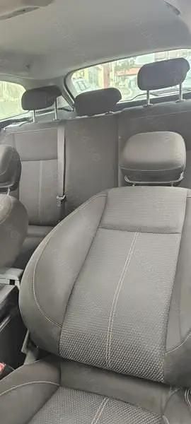 Second-hand Opel Astra 110 CP (80 kW) 2011 Berlinǎ