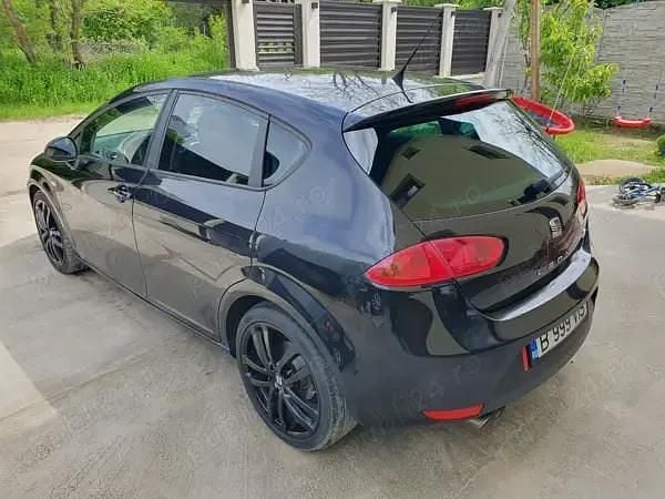Second-hand Seat Leon FR 170 CP (125 kW) 2010 Negru Hatchback