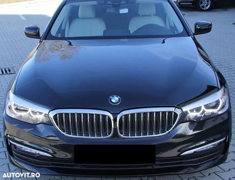 Negru Utilizat 2017 BMW 520 Efficient Dynamics Berlinǎ | 29.800 EUR - Imagine 1/4