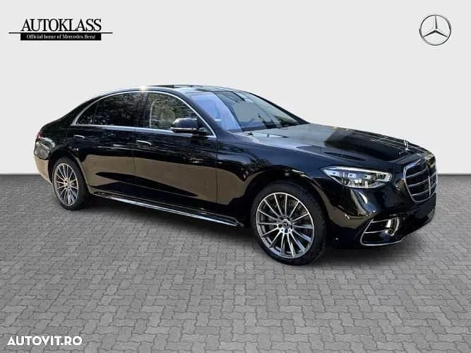 Second-hand Mercedes S500 435 CP (319 kW) 2023 Negru Berlinǎ