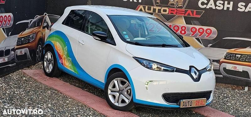Alb Utilizat 2018 Renault Zoe Intens Hatchback | 8.990 EUR (Preț bun) - Imagine 1/4
