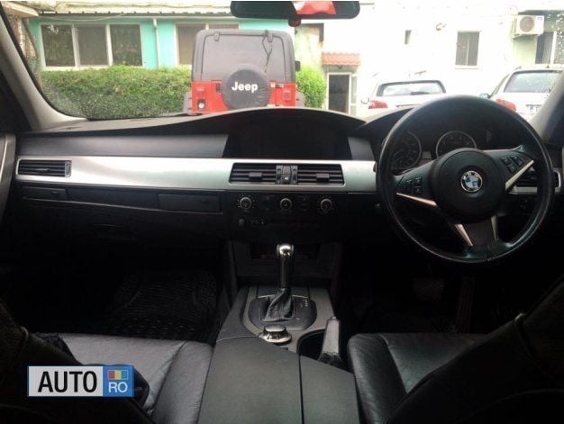 Second-hand BMW 520 170 CP (125 kW) 2004 Auriu Berlinǎ