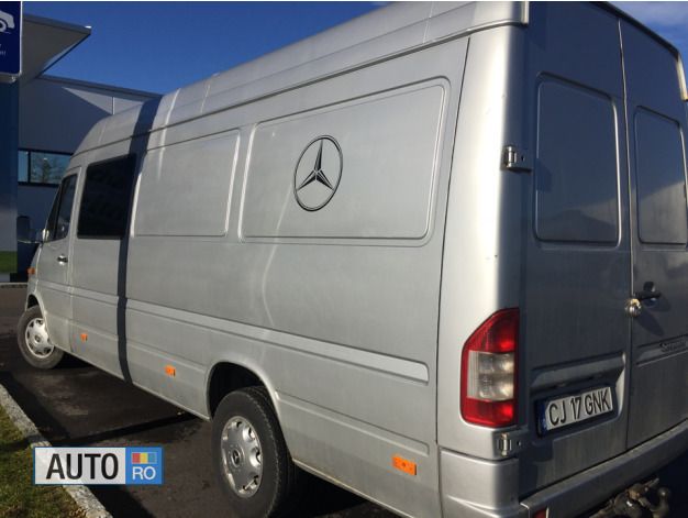 Second-hand Mercedes Sprinter 130 CP (95 kW) 2004 Gri Van